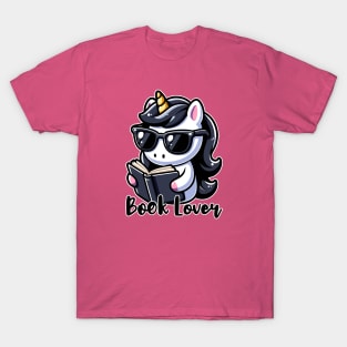 Cute Unicorn Book Lover T-Shirt